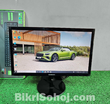 Samsung 19” Monitor – Wide Screen, Crystal Clear Display!